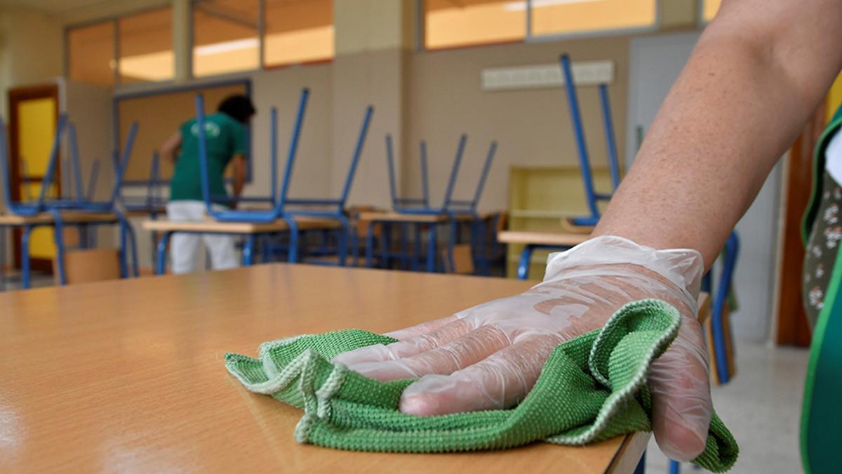 Se necesita personal para limpieza de colegio